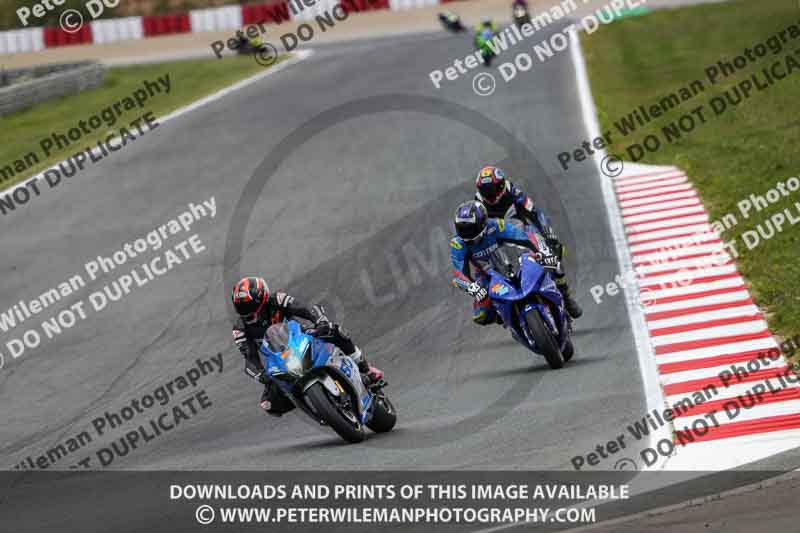 cadwell no limits trackday;cadwell park;cadwell park photographs;cadwell trackday photographs;enduro digital images;event digital images;eventdigitalimages;navarra;no limits trackdays;peter wileman photography;racing digital images;trackday digital images;trackday photos